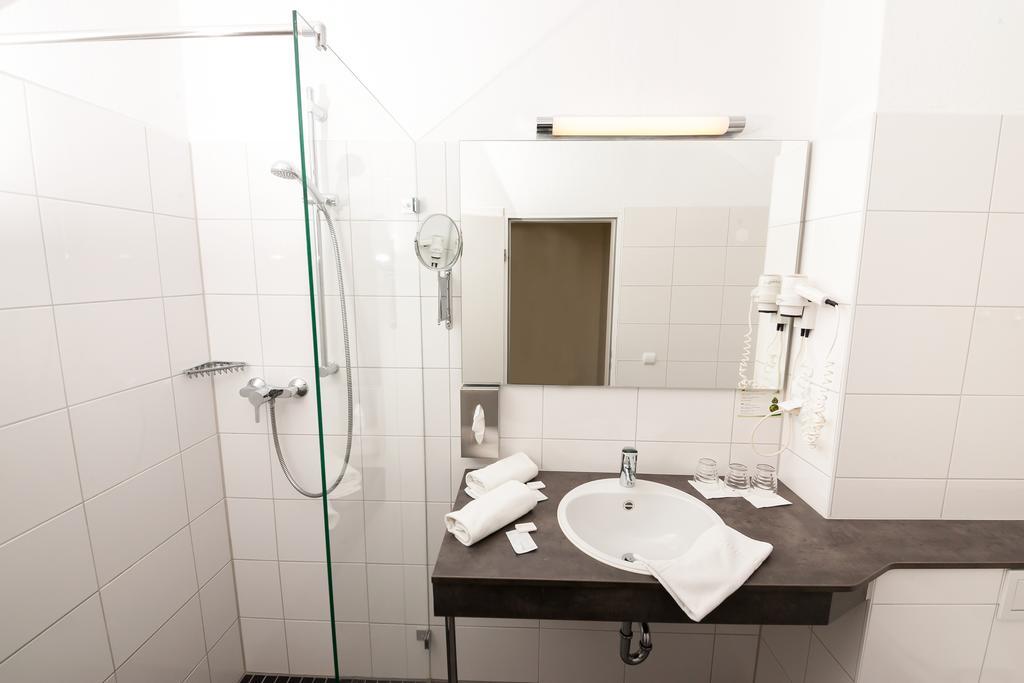 Wohlfuehlhotel Der Jaegerhof Willebadessen Esterno foto