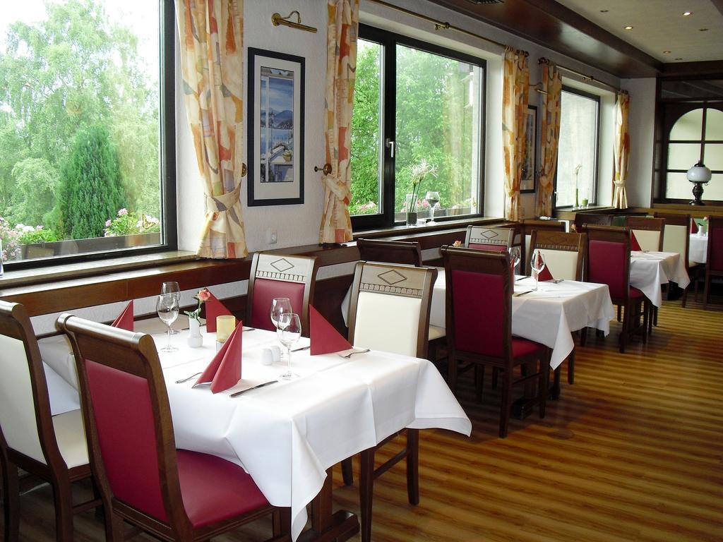 Wohlfuehlhotel Der Jaegerhof Willebadessen Esterno foto